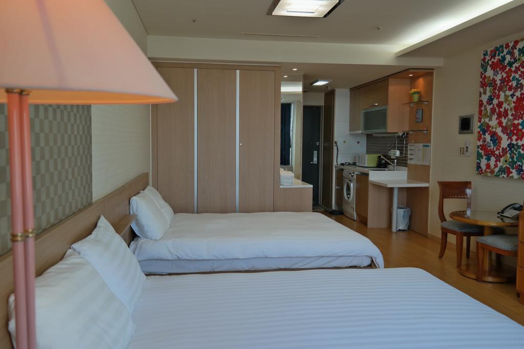 Crown House Incheon Exterior foto